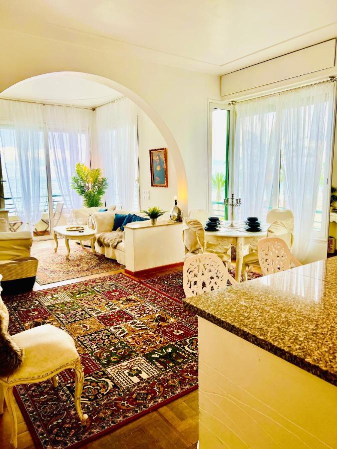 Endless Stunning Mediterranean Sea Views Promenade Des Anglais Ница Екстериор снимка